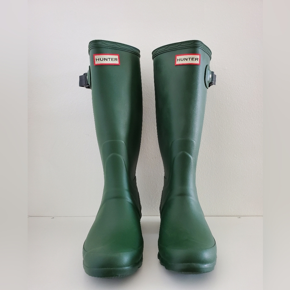 Hunter NIB tall green rain boots Huntress wide calf women's size 8 without box